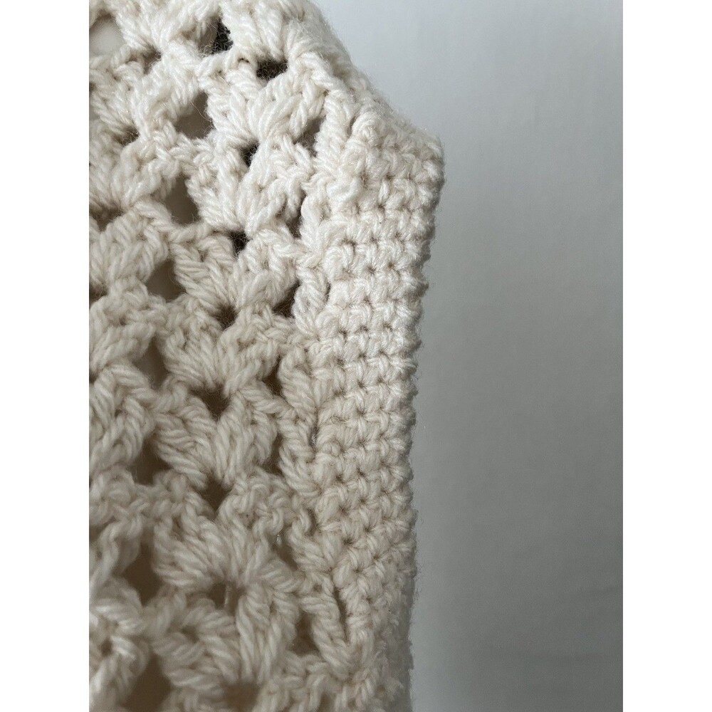 Vtg hand knit crochet vest M granny core boho farm core rustic hippie - Picture 5 of 7
